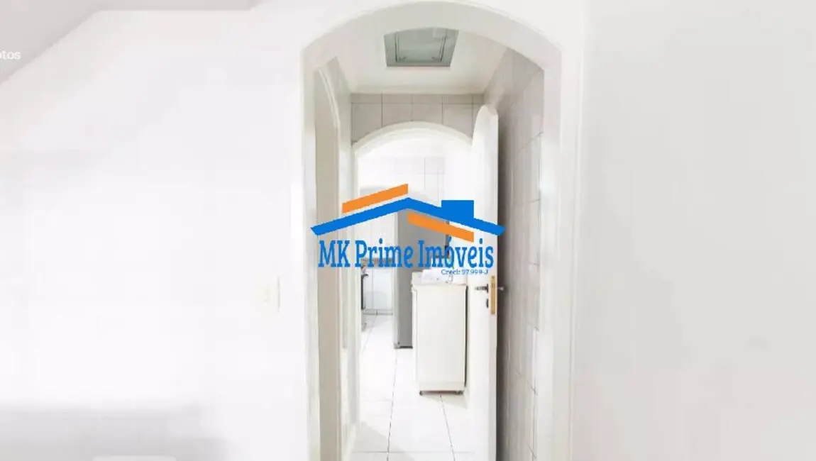 Sobrado com 2 quartos à venda, 186m2 em Santo Antônio, Osasco - SP - imagem 6 Foto 6 de Sobrado com 2 quartos à venda, 186m2 em Santo Antônio, Osasco - SP