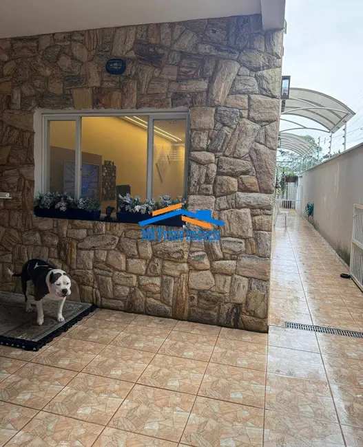 Foto 2 de Sobrado com 3 quartos à venda, 130m2 em das Pedras, Cotia - SP