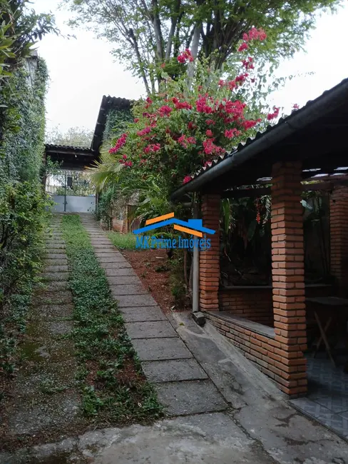 Foto 2 de Sobrado com 3 quartos à venda, 237m2 em Jardim das Flores, Osasco - SP