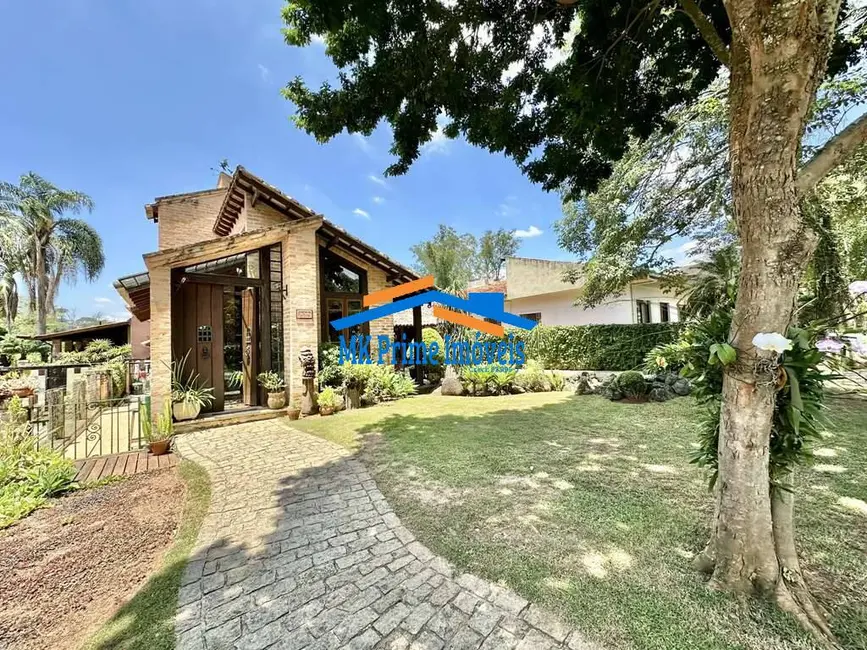 Casa de Condomínio com 4 quartos à venda, 300m2 em Nova Higienópolis, Jandira - SP - imagem 2 Foto 2 de Casa de Condomínio com 4 quartos à venda, 300m2 em Nova Higienópolis, Jandira - SP