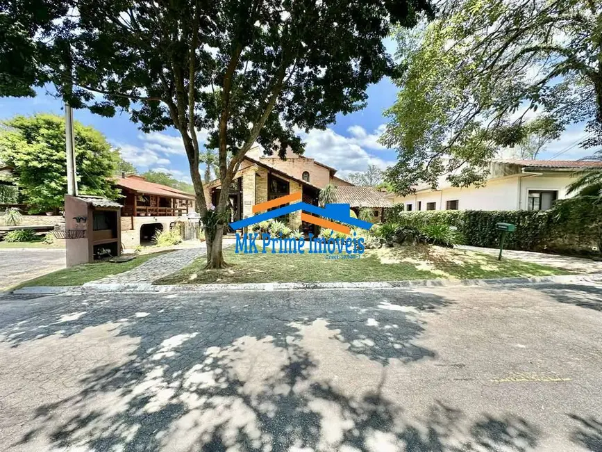 Casa de Condomínio com 4 quartos à venda, 300m2 em Nova Higienópolis, Jandira - SP - imagem 3 Foto 3 de Casa de Condomínio com 4 quartos à venda, 300m2 em Nova Higienópolis, Jandira - SP