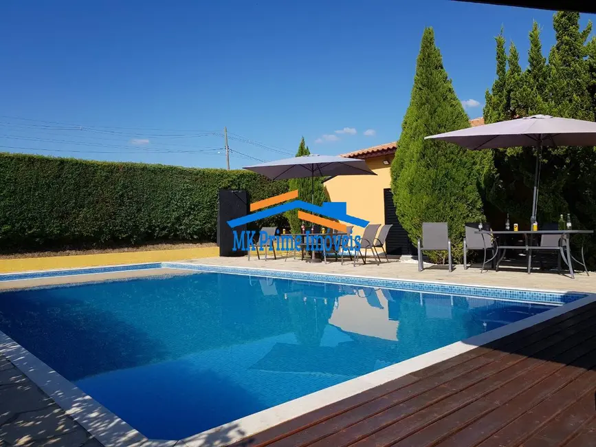 Chácara com 3 quartos à venda, 270m2 em Centro, Alambari - SP - imagem 2 Foto 2 de Chácara com 3 quartos à venda, 270m2 em Centro, Alambari - SP