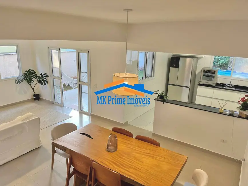 Foto 7 de Casa de Condomínio com 3 quartos à venda, 218m2 em Transurb, Itapevi - SP