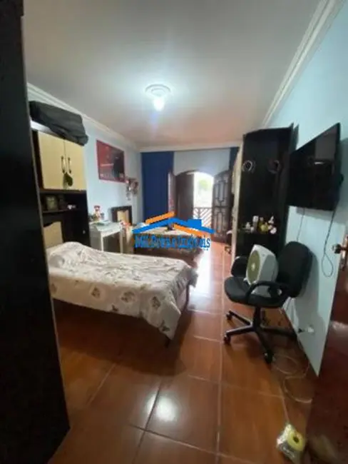 Foto 9 de Sobrado com 2 quartos à venda, 192m2 em Jardim Roberto, Osasco - SP