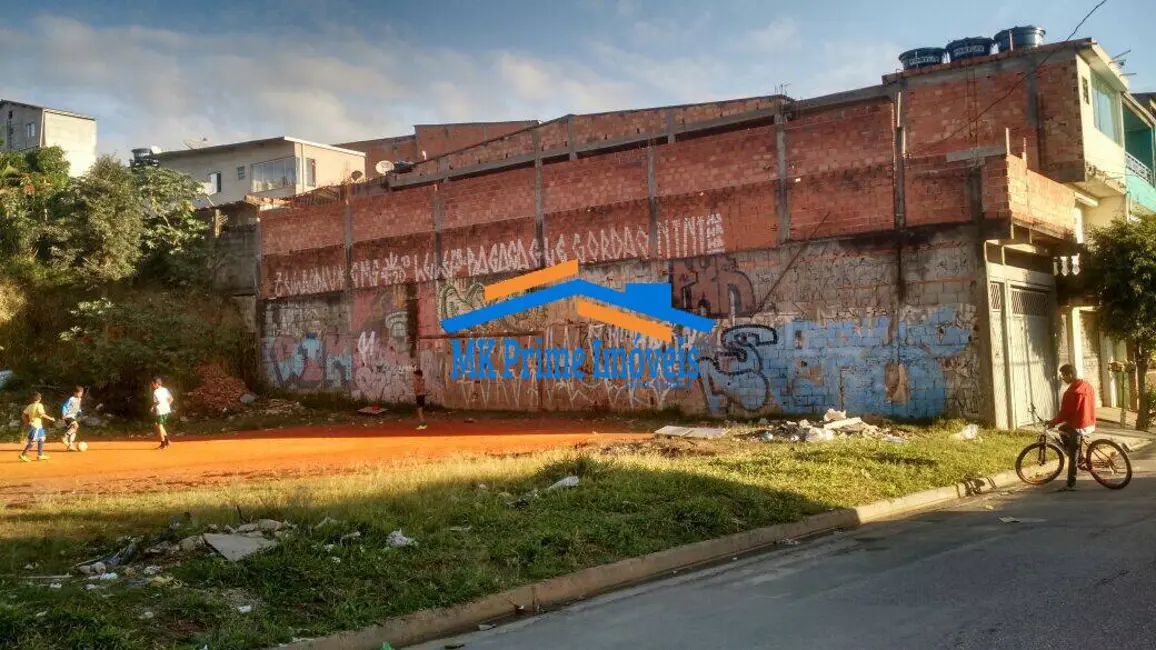 Foto 2 de Terreno / Lote à venda, 3099m2 em Carapicuiba - SP