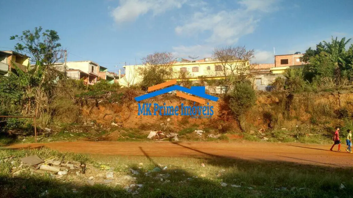 Foto 1 de Terreno / Lote à venda, 3099m2 em Carapicuiba - SP