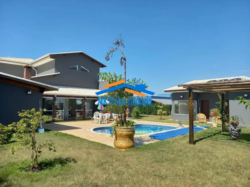 Chácara com 2 quartos à venda, 300m2 em Alambari - SP - imagem 4 Foto 4 de Chácara com 2 quartos à venda, 300m2 em Alambari - SP