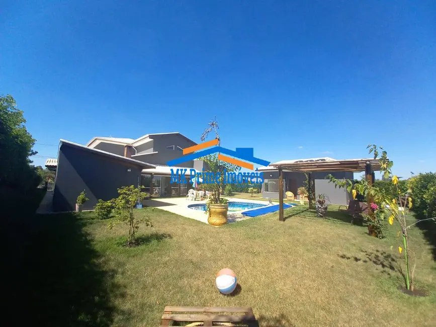 Chácara com 2 quartos à venda, 300m2 em Alambari - SP - imagem 5 Foto 5 de Chácara com 2 quartos à venda, 300m2 em Alambari - SP