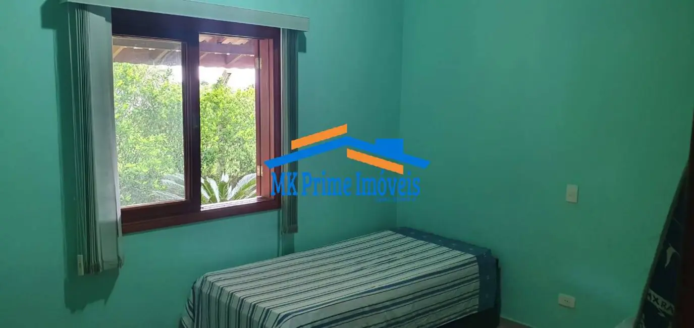 Chácara com 3 quartos à venda, 290m2 em Centro, Alambari - SP - imagem 6 Foto 6 de Chácara com 3 quartos à venda, 290m2 em Centro, Alambari - SP