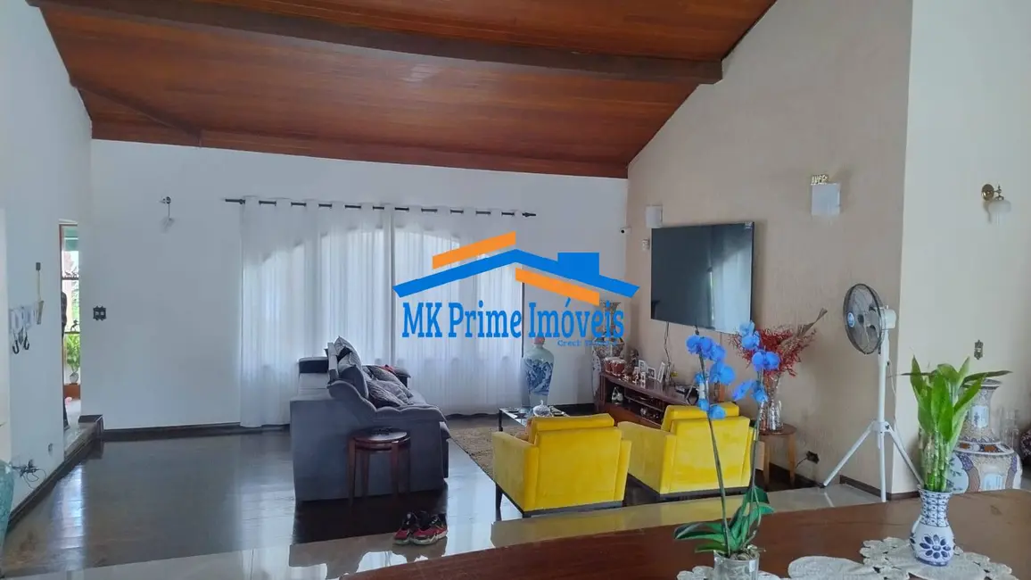 Casa de Condomínio com 3 quartos à venda, 830m2 em Chácara Vale do Rio Cotia, Carapicuiba - SP - imagem 8 Foto 8 de Casa de Condomínio com 3 quartos à venda, 830m2 em Chácara Vale do Rio Cotia, Carapicuiba - SP