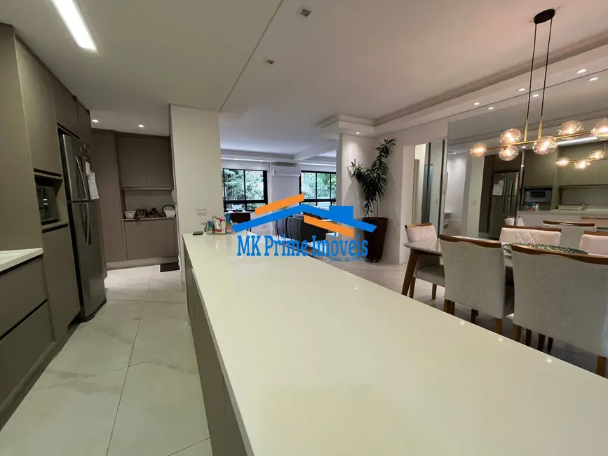 Apartamento com 3 quartos à venda, 152m2 em Vila Yara, Osasco - SP - imagem 9 Foto 9 de Apartamento com 3 quartos à venda, 152m2 em Vila Yara, Osasco - SP