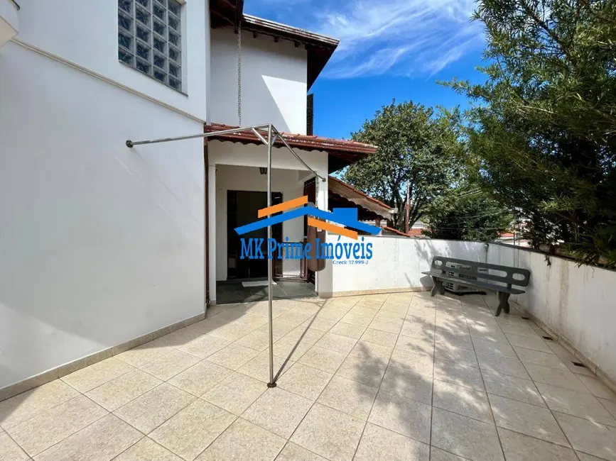 Foto 3 de Sobrado com 5 quartos à venda, 200m2 em Jardim Marisa, São Paulo - SP