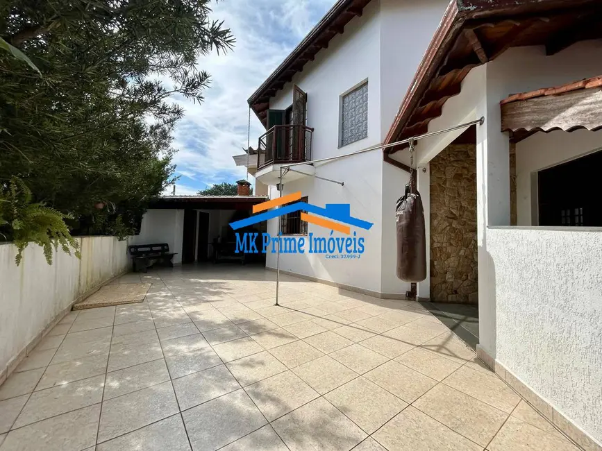 Foto 2 de Sobrado com 5 quartos à venda, 200m2 em Jardim Marisa, São Paulo - SP