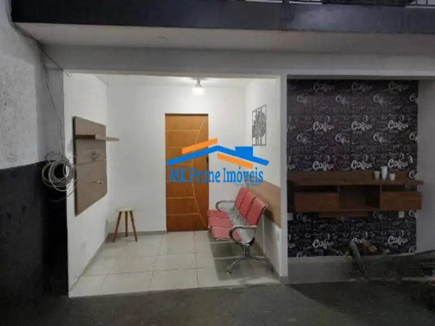 Armazém / Galpão à venda, 227m2 em km 18, Osasco - SP - imagem 8 Foto 8 de Armazém / Galpão à venda, 227m2 em km 18, Osasco - SP