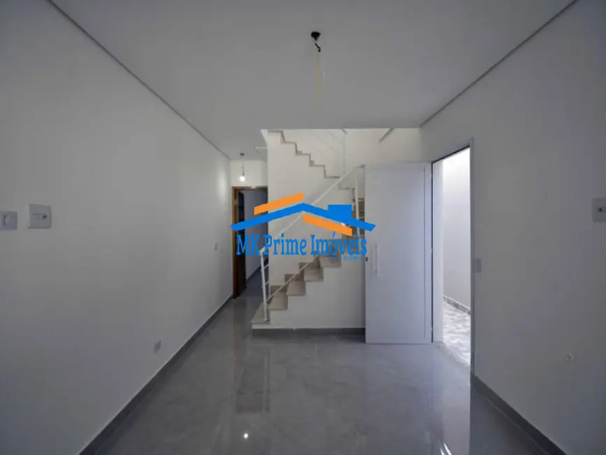 Sobrado com 3 quartos à venda, 160m2 em Umuarama, Osasco - SP - imagem 4 Foto 4 de Sobrado com 3 quartos à venda, 160m2 em Umuarama, Osasco - SP