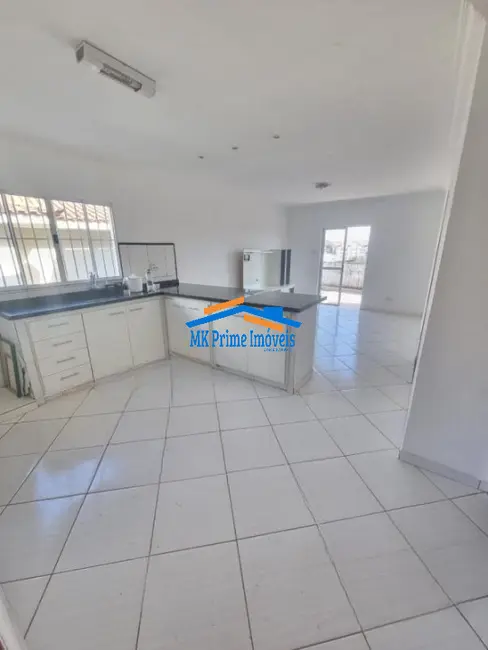 Sobrado com 3 quartos à venda, 271m2 em Cipava, Osasco - SP - imagem 5 Foto 5 de Sobrado com 3 quartos à venda, 271m2 em Cipava, Osasco - SP
