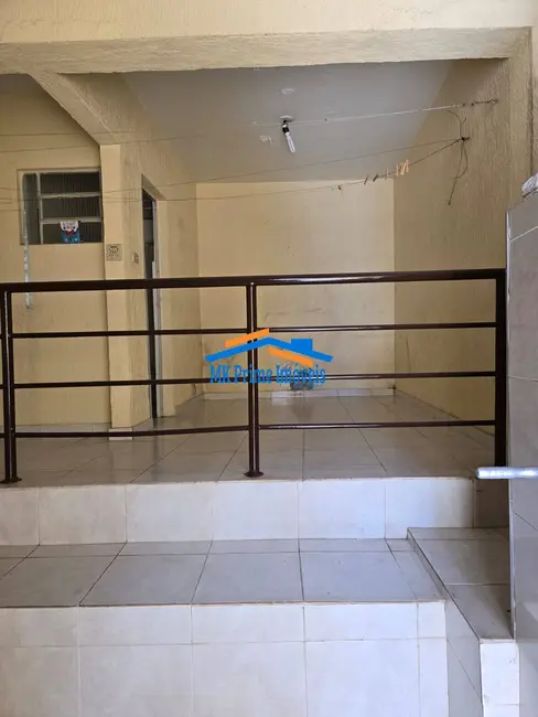 Sobrado com 3 quartos à venda, 188m2 em Cipava, Osasco - SP - imagem 3 Foto 3 de Sobrado com 3 quartos à venda, 188m2 em Cipava, Osasco - SP