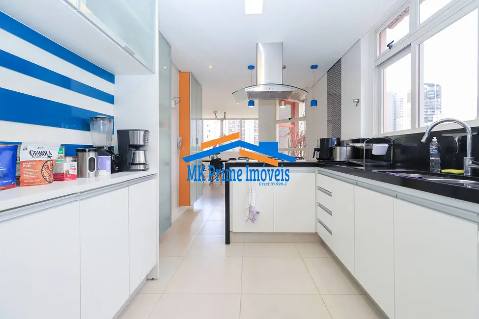 Foto 8 de Apartamento com 3 quartos à venda, 204m2 em Pinheiros, São Paulo - SP