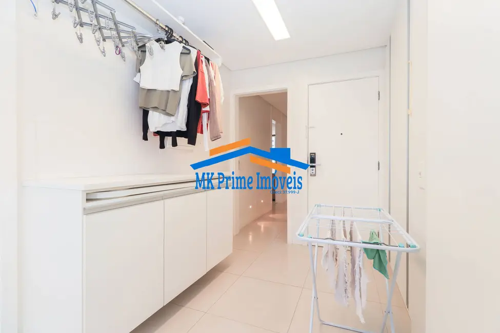 Foto 9 de Apartamento com 3 quartos à venda, 204m2 em Pinheiros, São Paulo - SP