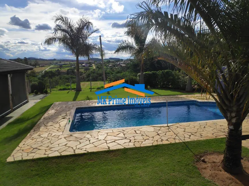 Foto 1 de Chácara com 4 quartos à venda, 300m2 em Centro, Alambari - SP