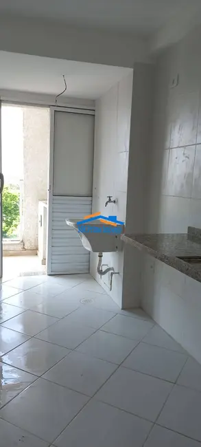 Apartamento com 2 quartos à venda, 58m2 em Jardim Marilu, Carapicuiba - SP - imagem 4 Foto 4 de Apartamento com 2 quartos à venda, 58m2 em Jardim Marilu, Carapicuiba - SP