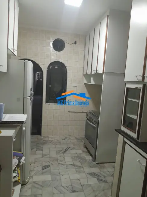 Sobrado com 4 quartos à venda, 234m2 em Jaguaribe, Osasco - SP - imagem 8 Foto 8 de Sobrado com 4 quartos à venda, 234m2 em Jaguaribe, Osasco - SP