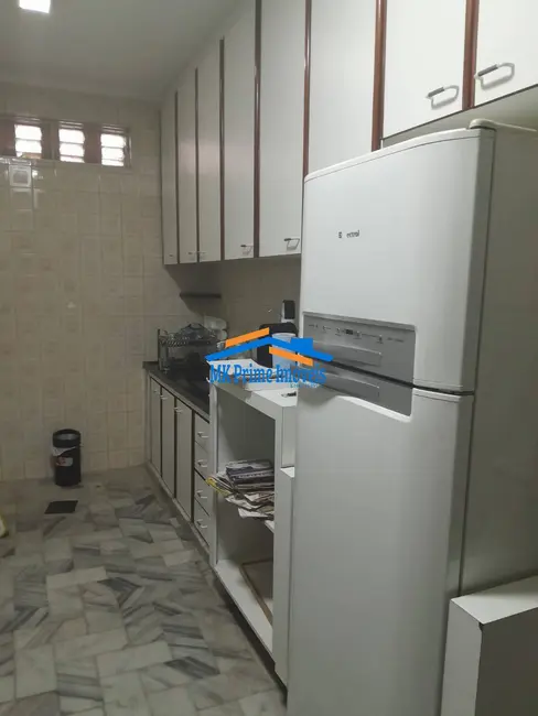 Sobrado com 4 quartos à venda, 234m2 em Jaguaribe, Osasco - SP - imagem 9 Foto 9 de Sobrado com 4 quartos à venda, 234m2 em Jaguaribe, Osasco - SP