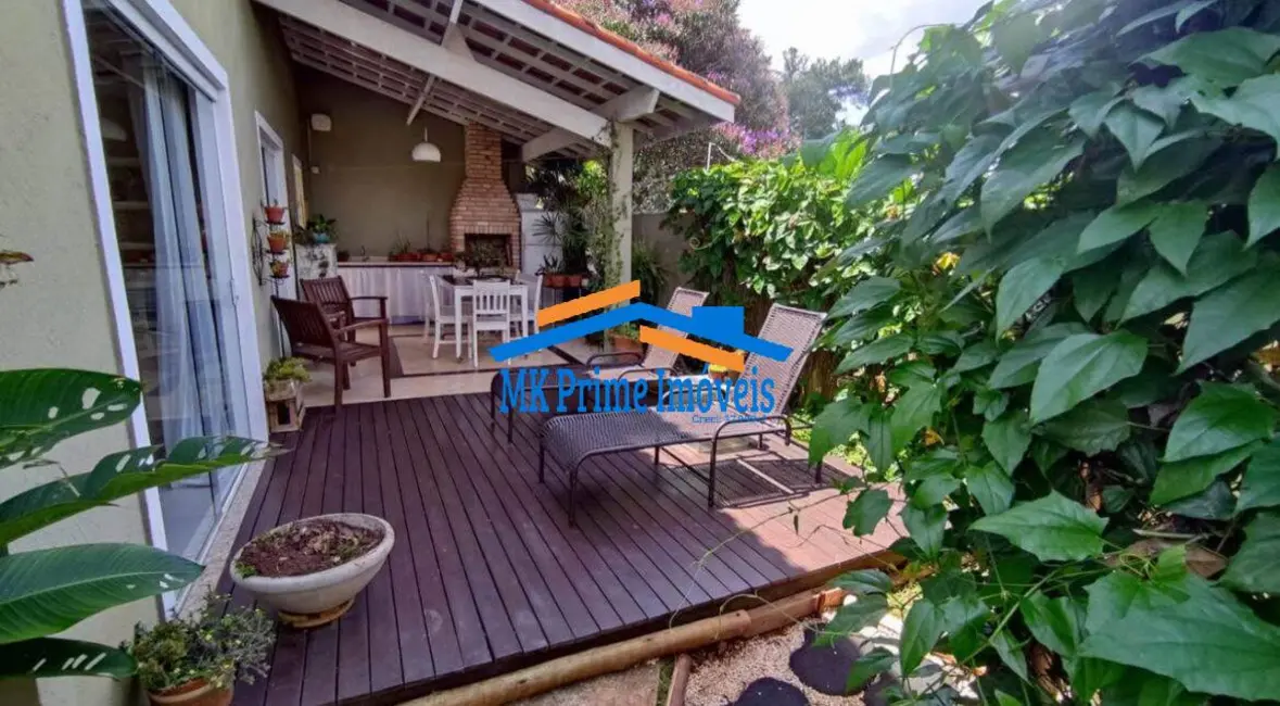 Casa de Condomínio com 4 quartos à venda, 231m2 em Chácara das Paineiras, Carapicuiba - SP - imagem 6 Foto 6 de Casa de Condomínio com 4 quartos à venda, 231m2 em Chácara das Paineiras, Carapicuiba - SP