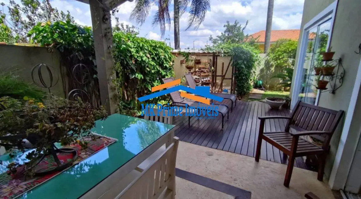Casa de Condomínio com 4 quartos à venda, 231m2 em Chácara das Paineiras, Carapicuiba - SP - imagem 7 Foto 7 de Casa de Condomínio com 4 quartos à venda, 231m2 em Chácara das Paineiras, Carapicuiba - SP
