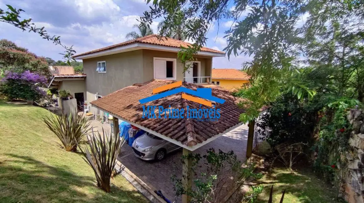 Foto 2 de Casa de Condomínio com 4 quartos à venda, 231m2 em Chácara das Paineiras, Carapicuiba - SP