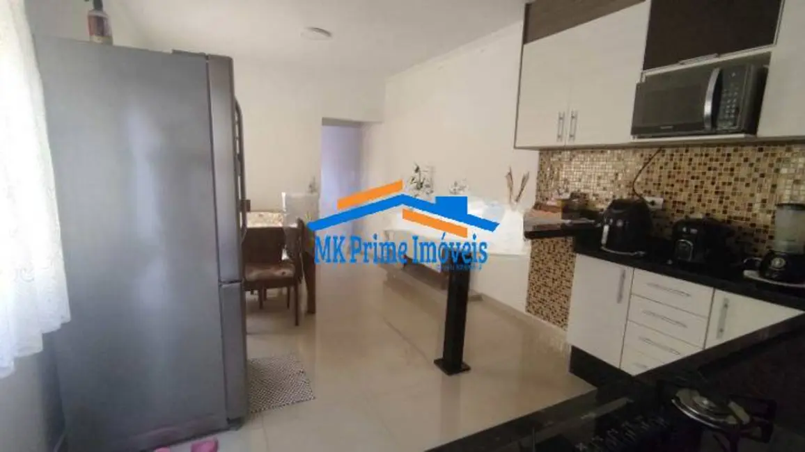 Sobrado com 3 quartos à venda, 125m2 em Jaguaribe, Osasco - SP - imagem 3 Foto 3 de Sobrado com 3 quartos à venda, 125m2 em Jaguaribe, Osasco - SP