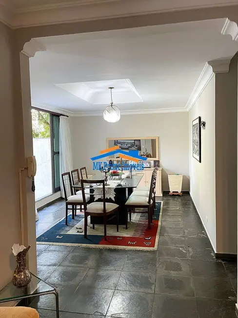 Foto 3 de Casa com 5 quartos à venda, 380m2 em Jardim Semiramis, Cotia - SP