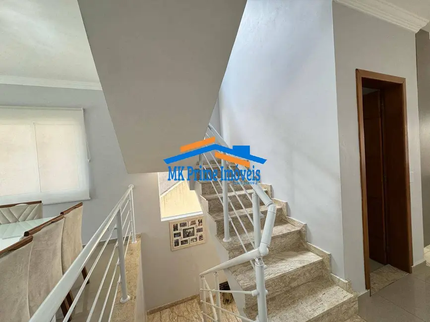 Foto 4 de Sobrado com 2 quartos à venda, 232m2 em Jardim Rio das Pedras, Cotia - SP