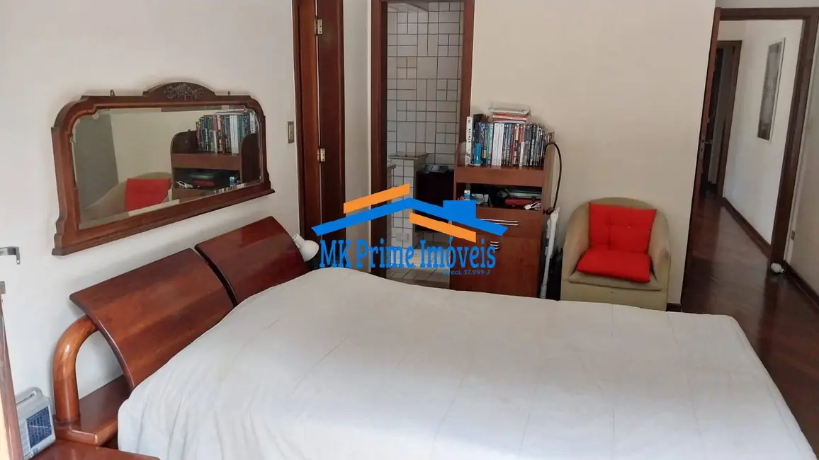 Casa de Condomínio com 3 quartos à venda, 448m2 em Granja Caiapiá, Cotia - SP - imagem 7 Foto 7 de Casa de Condomínio com 3 quartos à venda, 448m2 em Granja Caiapiá, Cotia - SP