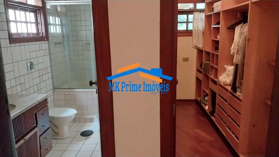 Casa de Condomínio com 3 quartos à venda, 448m2 em Granja Caiapiá, Cotia - SP - imagem 4 Foto 4 de Casa de Condomínio com 3 quartos à venda, 448m2 em Granja Caiapiá, Cotia - SP