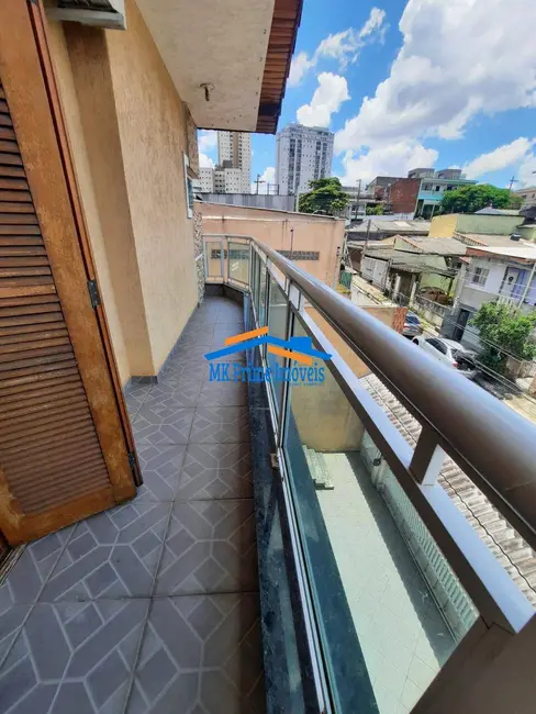 Sobrado com 4 quartos à venda, 300m2 em Jaguaribe, Osasco - SP - imagem 3 Foto 3 de Sobrado com 4 quartos à venda, 300m2 em Jaguaribe, Osasco - SP