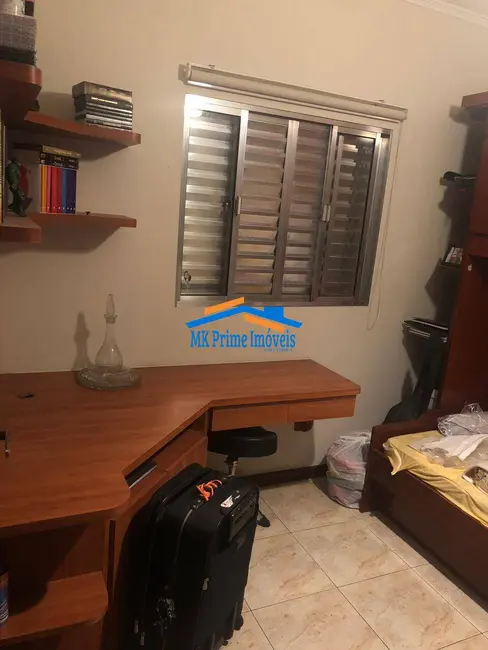 Sobrado com 3 quartos à venda, 260m2 em Veloso, Osasco - SP - imagem 9 Foto 9 de Sobrado com 3 quartos à venda, 260m2 em Veloso, Osasco - SP