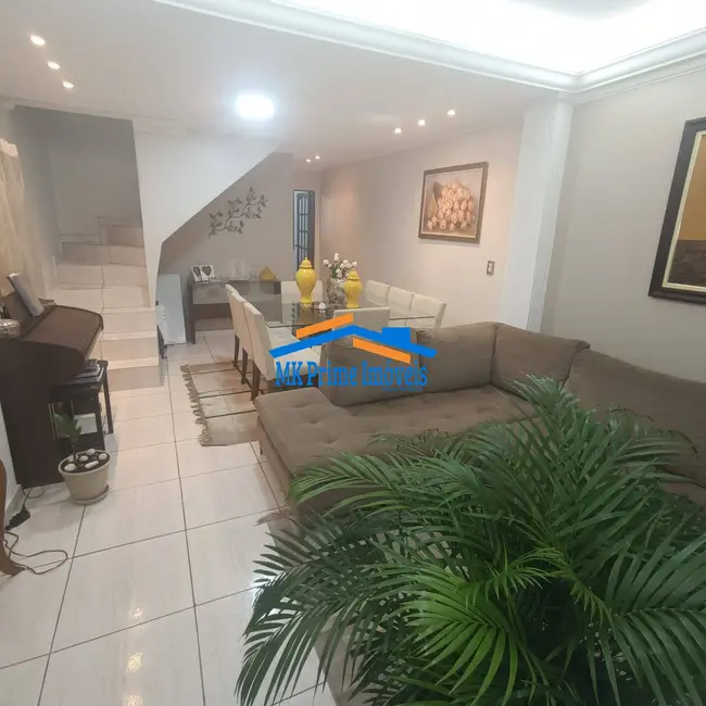 Foto 1 de Sobrado com 3 quartos à venda, 180m2 em Osasco - SP
