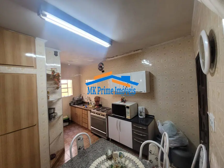 Foto 2 de Sobrado com 2 quartos à venda, 240m2 em Jardim Jaú (Zona Leste), São Paulo - SP