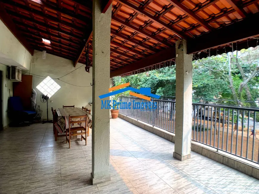 Sobrado com 3 quartos à venda, 278m2 em Pestana, Osasco - SP - imagem 9 Foto 9 de Sobrado com 3 quartos à venda, 278m2 em Pestana, Osasco - SP