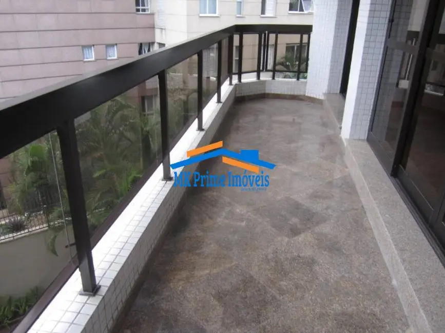 Foto 4 de Apartamento com 3 quartos à venda, 210m2 em Vila Nova Conceição, São Paulo - SP