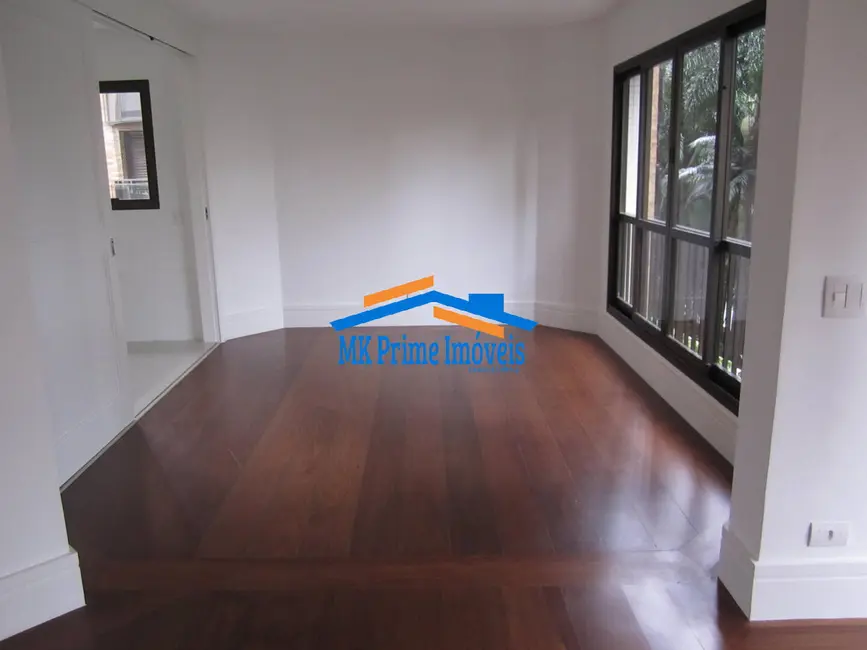 Foto 5 de Apartamento com 3 quartos à venda, 210m2 em Vila Nova Conceição, São Paulo - SP