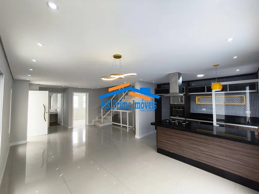 Foto 2 de Sobrado com 3 quartos à venda, 175m2 em Bela Vista, Osasco - SP