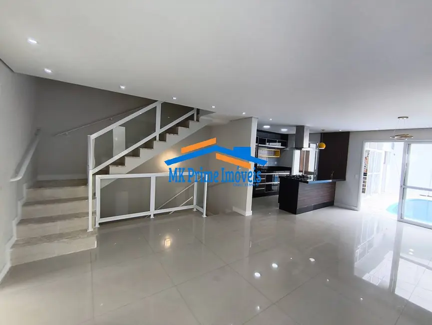 Foto 6 de Sobrado com 3 quartos à venda, 175m2 em Bela Vista, Osasco - SP