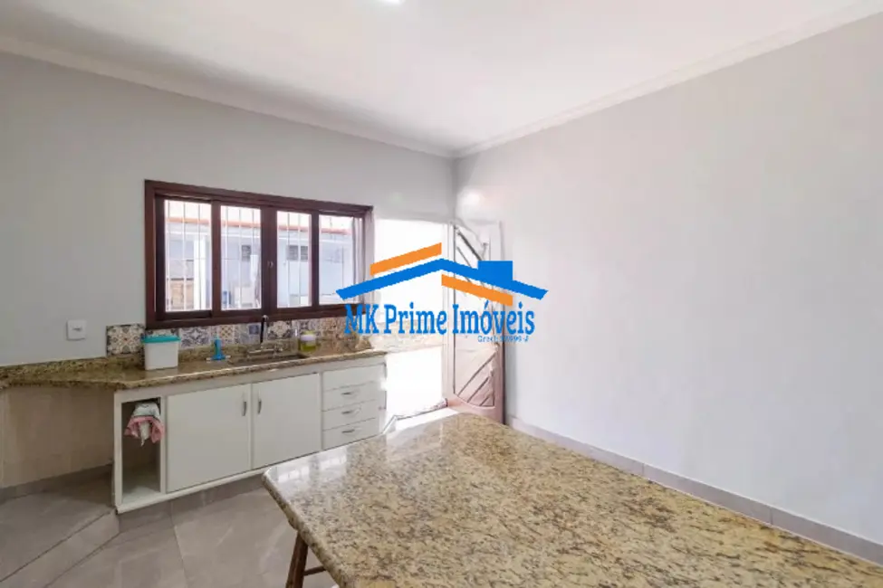 Casa com 3 quartos à venda, 172m2 em I.A.P.I., Osasco - SP - imagem 6 Foto 6 de Casa com 3 quartos à venda, 172m2 em I.A.P.I., Osasco - SP