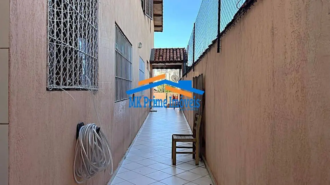 Sobrado com 3 quartos à venda, 180m2 em Parque Ipê, São Paulo - SP - imagem 2 Foto 2 de Sobrado com 3 quartos à venda, 180m2 em Parque Ipê, São Paulo - SP