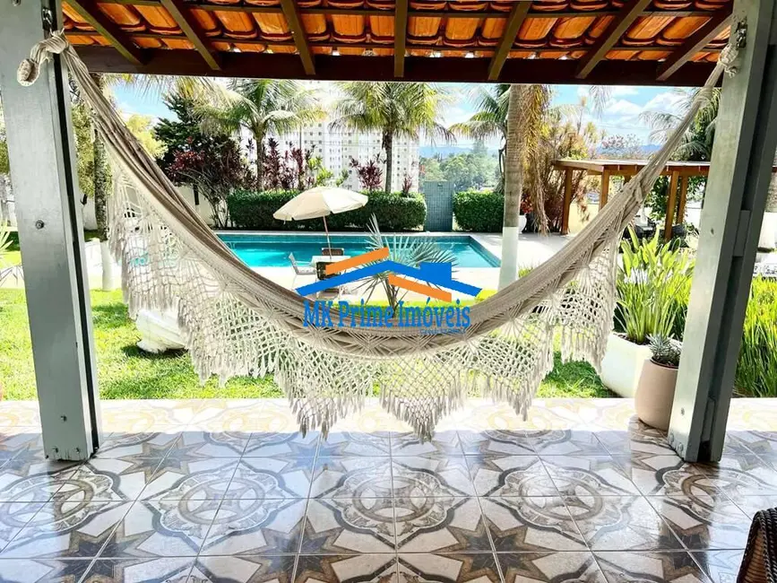 Foto 2 de Casa de Condomínio com 6 quartos à venda, 619m2 em Chácara das Paineiras, Carapicuiba - SP