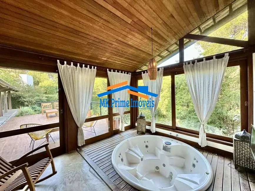 Foto 1 de Casa de Condomínio com 3 quartos à venda, 355m2 em Chácara dos Lagos, Carapicuiba - SP