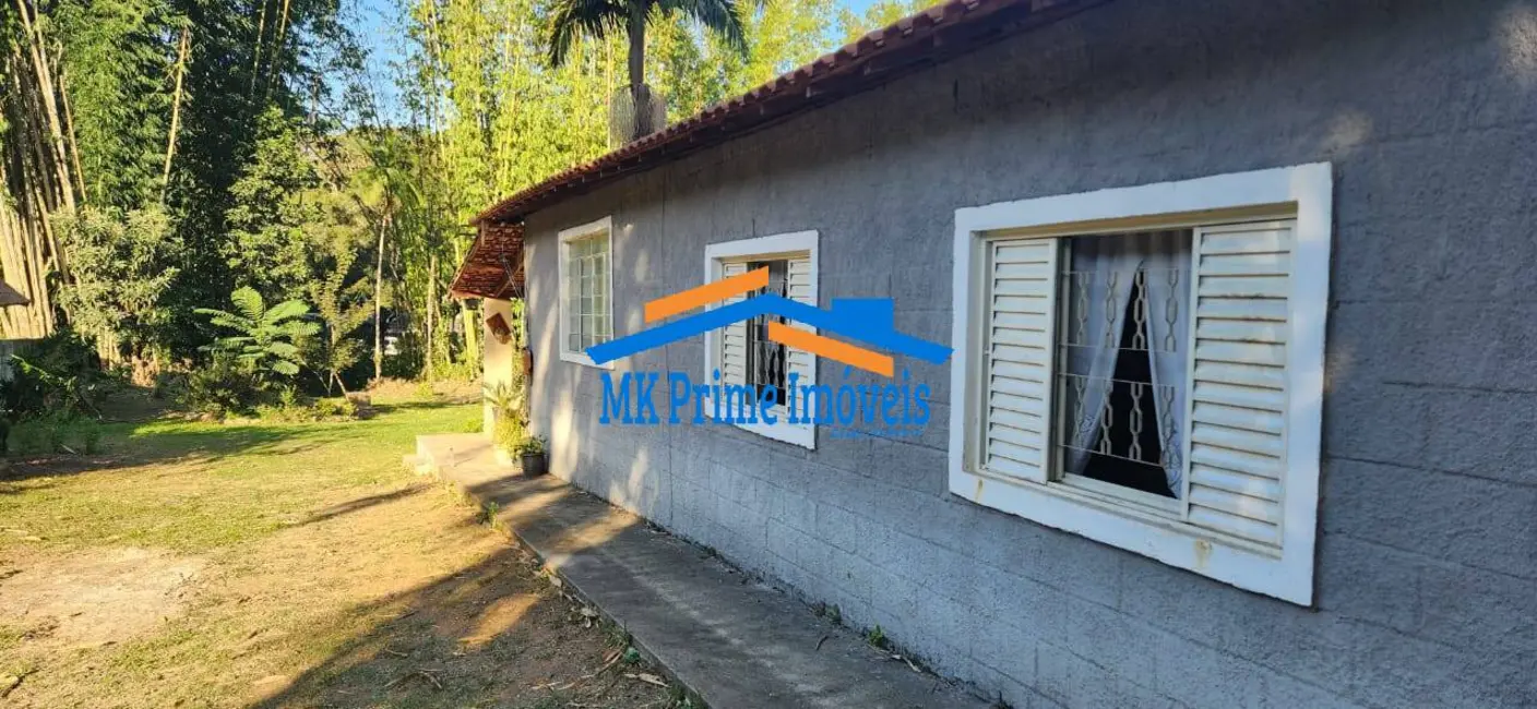 Foto 3 de Chácara com 4 quartos à venda, 200m2 em Juquitiba - SP