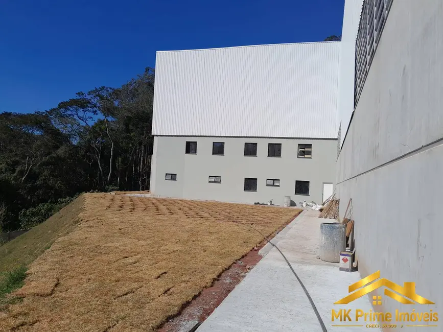 Foto 9 de Armazém / Galpão à venda e para alugar, 2500m2 em Potuverá, Itapecerica Da Serra - SP